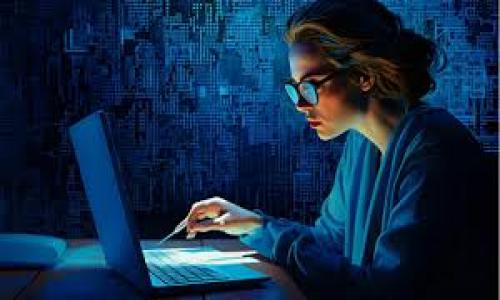 数字货币交易的法律风险分析：构成违法犯罪的可能性

数字货币, 交易违法, 犯罪构成, 法律风险/guanjianci

## 内容主体大纲

1. **引言**
   - 数字货币的定义与发展背景
   - 当前数字货币交易的流行趋势

2. **数字货币交易的法律框架**
   - 各国对于数字货币的立法现状
   - 我国对数字货币的监管政策

3. **违法与犯罪的法律界定**
   - 违法行为与犯罪行为的区别
   - 数字货币交易中可能涉及的违法行为

4. **数字货币交易中涉嫌犯罪的具体案例分析**
   - 案例一：非法集资
   - 案例二：洗钱行为

5. **如何合法合规进行数字货币交易**
   - 注册合法交易所的选择
   - 遵循反洗钱法律法规

6. **面临的法律风险与应对策略**
   - 法律风险分析
   - 应对非法交易的法律建议

7. **总结与展望**
   - 未来数字货币的法律环境可能演变

---

### 引言

数字货币诞生于21世纪初，以比特币的推出为标志，经过十多年的发展，已经从一个小众概念逐渐演变为全球关注的金融热点。随着技术的不断进步和用户需求的提升，越来越多的人参与到数字货币交易中。然而，数字货币的特性以及缺乏统一的监管，使得很多用户对其中的法律风险存在较大的疑问，特别是在交易合法性与违法犯罪的界限上。本文将深入探讨数字货币交易是否构成违法犯罪的问题。

### 数字货币交易的法律框架

在全球范围内，各国对待数字货币的态度不一。一些国家如美国、日本，已经出台了一些相对完善的法律框架来监管数字货币的交易与使用。相比之下，我国在数字货币方面的政策则更加保守，中央银行已经多次发布禁令，禁止金融机构参与数字货币的交易。这种政策背后的原因主要是为了防范金融风险，保护投资者的合法权益。

### 违法与犯罪的法律界定

违法行为与犯罪行为的区别
在法律层面上，违法是一种与法律规范不相符合的行为，可能涉及行政处罚。而犯罪则是较为严重的违法行为，通常需要承担刑事责任。数字货币交易中可能涉及的违法行为有很多，例如未依法注册的交易所交易、参与未经批准的ICO（首次代币发行）等。

数字货币交易中可能涉及的违法行为
除了上述提到的行为，用户在进行数字货币交易时还可能无意中违反反洗钱、反恐融资等相关法律法规，从而涉及刑事责任。以交易所的识别及风险控制措施不足为例，可能会使不法资金进入市场，造成一系列的法律后果。

### 数字货币交易中涉嫌犯罪的具体案例分析

案例一：非法集资
在很多国家，有一些项目以虚拟货币作为募集资金的手段，这就是所谓的非法集资。例如，在某些国家，某些虚拟货币项目通过提供高额回报的承诺来吸引投资者，但实际上这些项目并不具备合法性，导致投资者资金的损失。这样的行为一旦被监管机构识别，相关责任人可能会面临刑事指控。

案例二：洗钱行为
数字货币的匿名性使其成为洗钱者的工具，这是法律监管机构极为关注的问题。通过分散交易和匿名钱包，犯罪分子可以将非法所得洗白，隐藏资金来源。一旦被查明，相关人员不仅会面临巨额罚款，还可能被追究刑事责任。

### 如何合法合规进行数字货币交易

注册合法交易所的选择
要实现合法合规的交易，用户首先应该选择一个受监管的交易所。大部分国家都有专门的机构负责对交易所的监管，用户在选择时，可以通过查阅相关信息来确认交易所的合法性。

遵循反洗钱法律法规
在数字货币交易中，用户必须遵循反洗钱（AML）和客户身份识别（KYC）相关法规，这些措施不仅是法律要求，也是保护用户自身资金安全的重要手段。通过提供正确的信息，用户可以有效降低被误判为涉嫌犯罪的风险。

### 面临的法律风险与应对策略

法律风险分析
数字货币交易的法律风险主要来自于市场的不确定性、政策变化以及交易所的合规性等方面。用户在参与交易前，必须对此有充分的认知，以便及时应对可能出现的法律变动。

应对非法交易的法律建议
在遇到非法交易或不法行为时，用户应立即停止交易并联系法律专业人士，以澄清自身的法律地位。同时，建议用户在交易时注意记录相关信息，以备日后可能的法律需要。

### 总结与展望

数字货币作为一种新兴的金融工具，虽然给经济带来了新的机会，但同时也伴随着更多的法律风险。随着监管政策的逐步完善，未来的数字货币环境将会更加透明和规范。作为数字货币的持有者和交易者，了解其法律框架以及如何合法交易，将是每一个参与者必须面对的课题。

---

## 相关问题探讨

1. **数字货币交易是否违法的主要因素是什么？**
   - 多角度分析，不同国家法律法规的差异。
   
2. **如何将数字货币视为合法的资产？**
   - 解析数字货币能够合法化的条件及框架。

3. **未来数字货币的监管趋势可能会如何发展？**
   - 探讨行业动态对监管政策的影响。
   
4. **参与初始代币发行（ICO）的法律风险有多大？**
   - 深入分析ICO的法律性质与可能的法律后果。

5. **洗钱活动如何利用数字货币进行？**
   - 针对洗钱活动的具体案例进行分析与解读。

6. **用户如何安全可靠地选择数字货币交易平台？**
   - 分享选择交易平台的优质标准与法律考量。

7. **面临法律问题时，最后的解决方案是什么？**
   - 强调及时寻求法律咨询与风险控制的重要性。 

---

以上是围绕“数字货币交易违法构成犯罪吗”展开的内容大纲与各部分介绍，具体问题的详细描述可根据需求进行扩展和深入探讨。